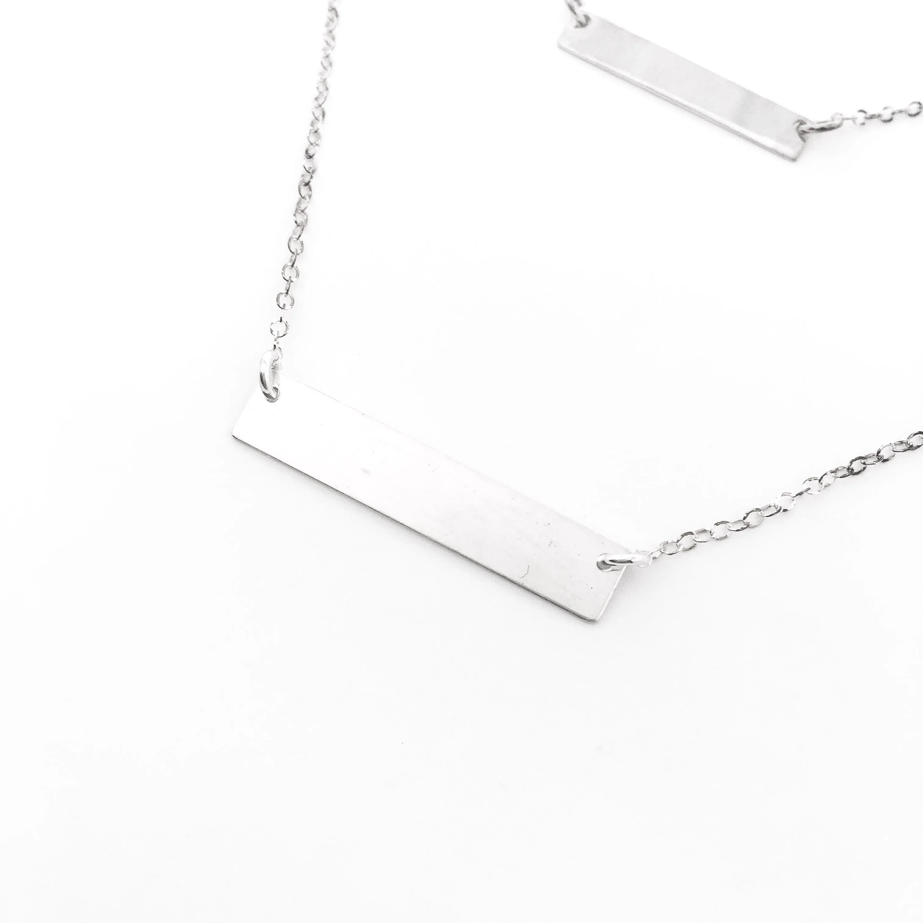 Dorian Bar Necklace