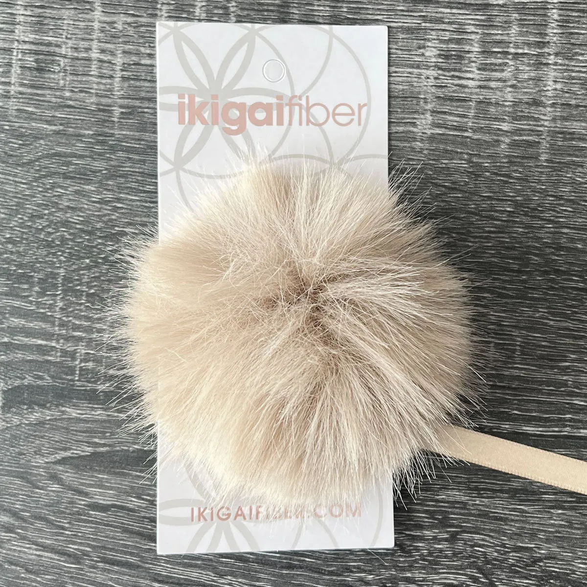 Ikigai Fiber Faux Luxe Pom Poms - Med Lux Beige