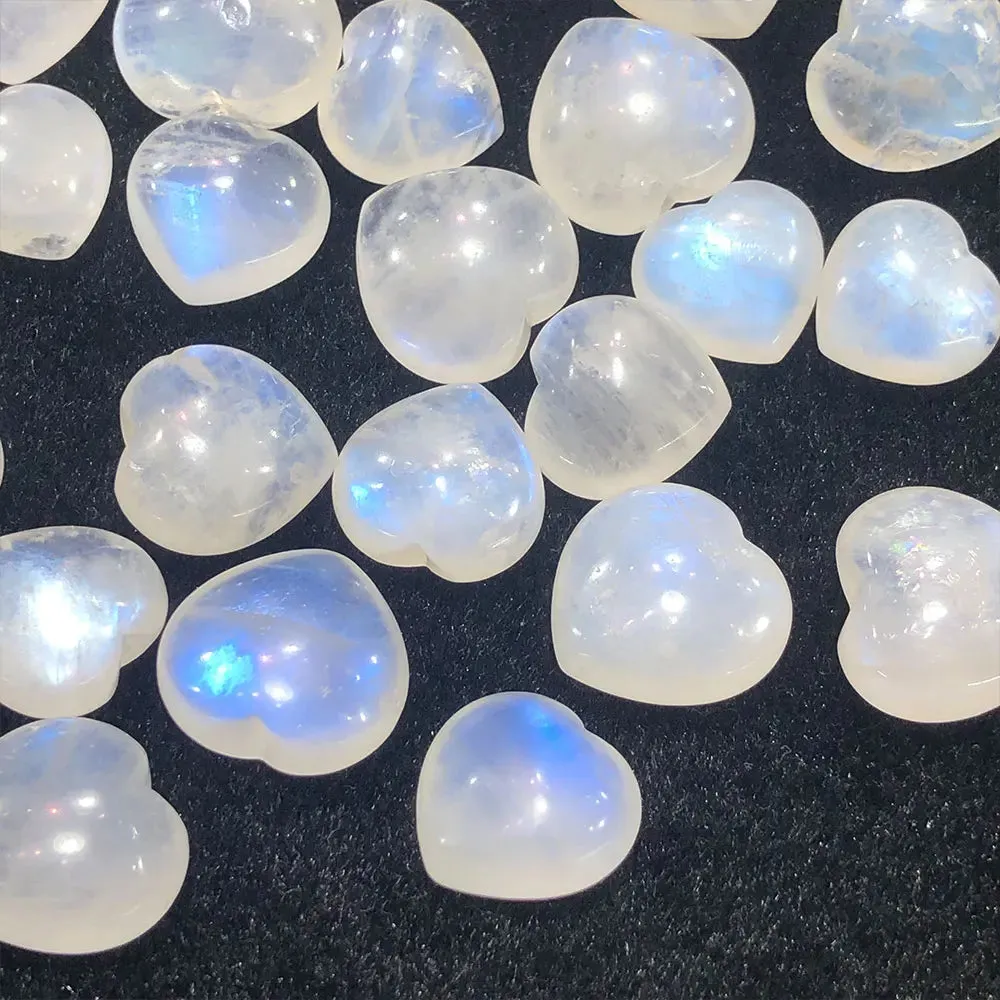 Natural Moonstone Heart Gemstone for Jewelry and Decoration