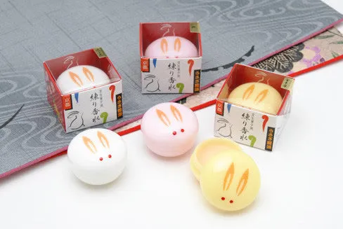 Rabbit Manju Solid Perfume