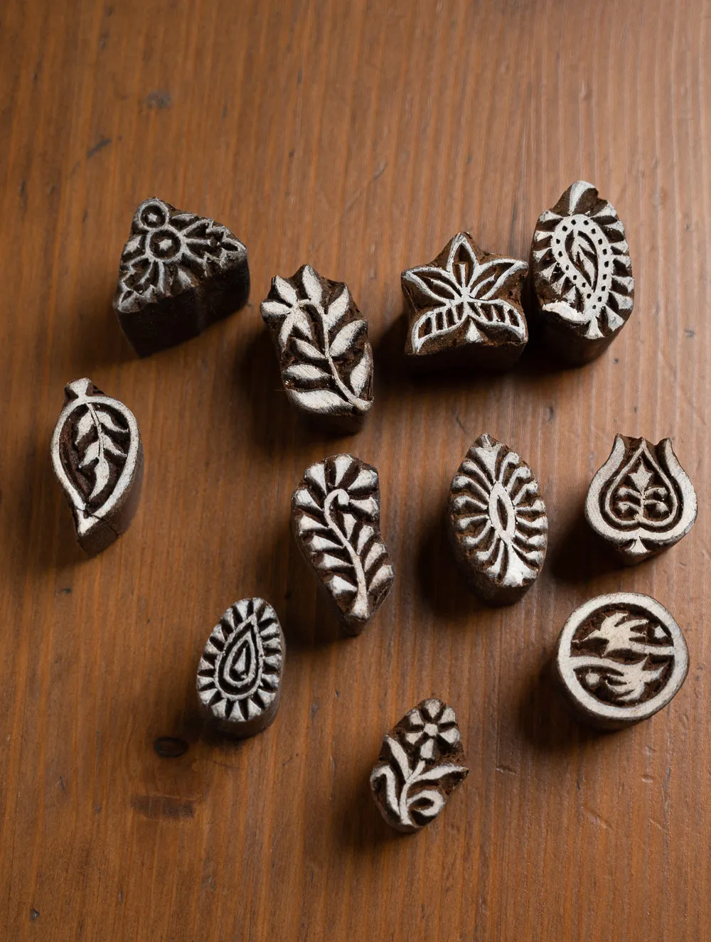 Wood Engraved Mini Printing Blocks - Assorted Leaves (Set of 11)